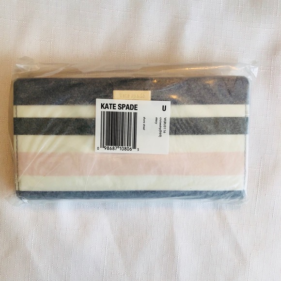 🎉HP-New Kate Spade Stacy Wallet in Cruise Stripe! - Picture 2 of 8
